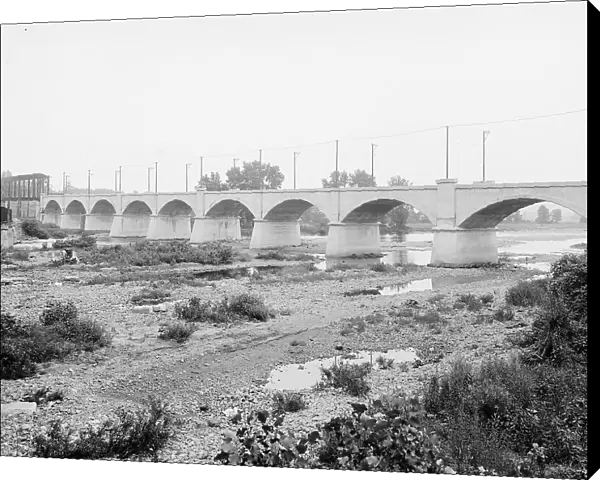 U. and M.V. [Utica & Mohawk Valley] railway bridge, Herkimer, N.Y. between 1900 and 1910. Creator: Unknown. U. and M.V. [Utica & Mohawk Valley] railway bridge, Herkimer, N.Y. between 1900 and 1910. Creator: Unknown