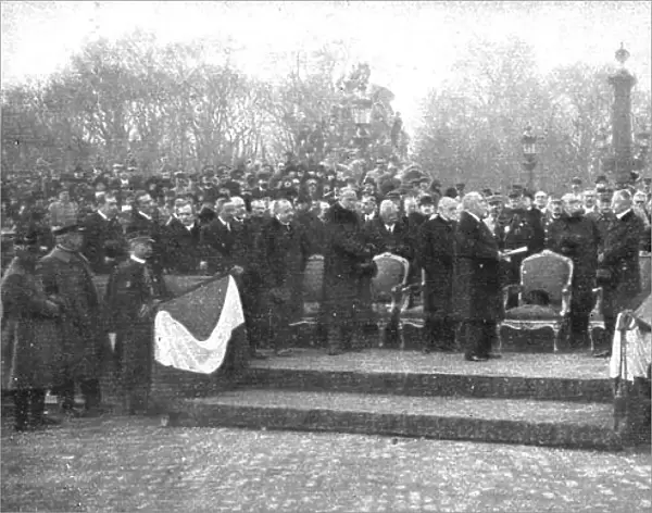 La delivrance de l'Alsace et de la Lorraine celebree a Paris le 17 novembre 1918. Creator: Unknown