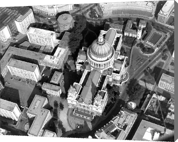 St Pauls Cathedral from the air
