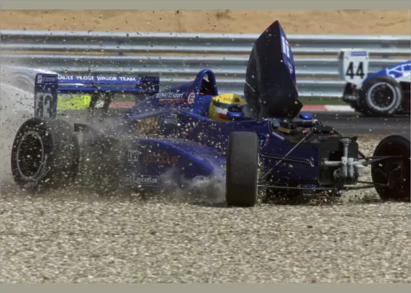 A. Vitacolonna Crashes Start Formula Renault-Zolder_fox