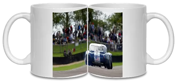 Goodwood Revival 2002: Race winners Henri Pescarolo  /  Patrick Tambay in their 1963 AC Cobra, in the Royal Automobile Club TT Celebration race