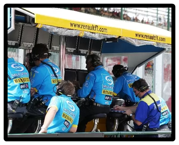 Formula One World Championship: The Renault team on the pit wall