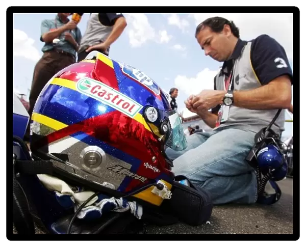 Formula One World Championship: The helmet of Juan Pablo Montoya Williams on the grid