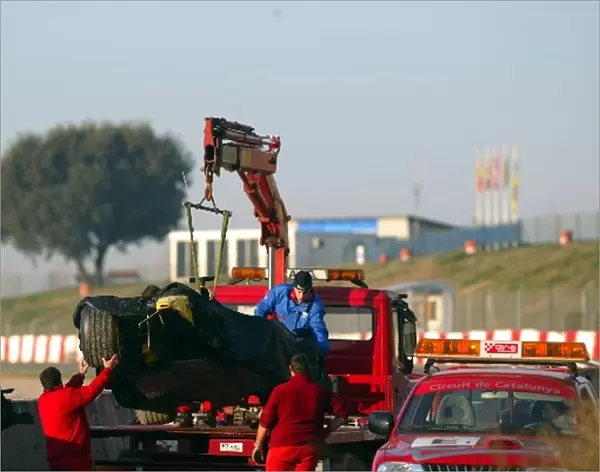 Formula One Testing: The Jordan Ford EJ13 of Bas Leinders after crashing his car on the out lap