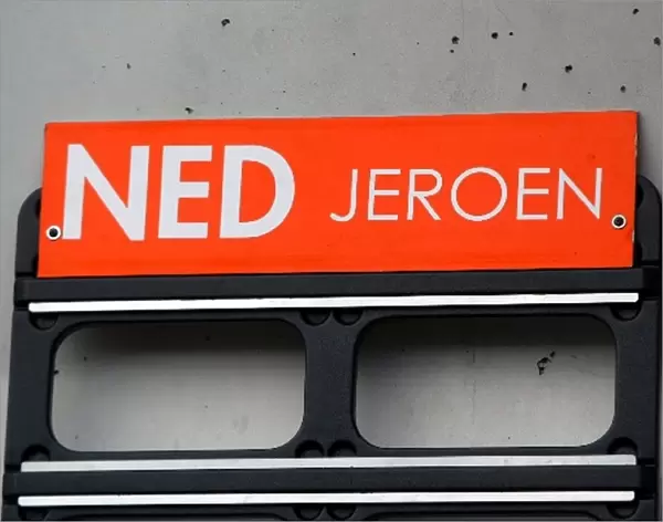 A1GP: The pitboard for Jeroen Bleekemolen A1 Team Netherlands