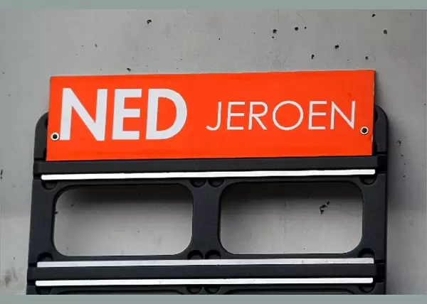 A1GP: The pitboard for Jeroen Bleekemolen A1 Team Netherlands