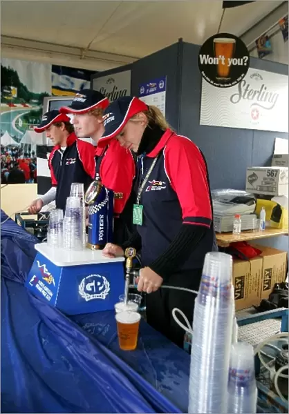 Formula One World Championship: Fans drink Foster s