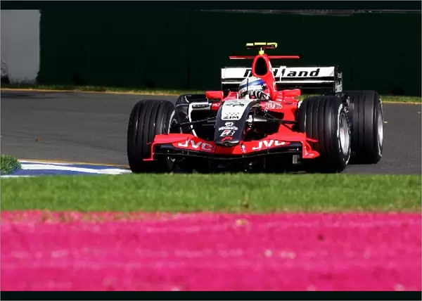 Formula One World Championship: Markus Winkelhock MF1 M16 Third Driver