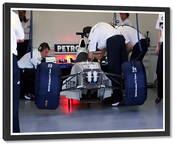 BMW Sauber Roll Out: The new BMW Sauber F1. 06