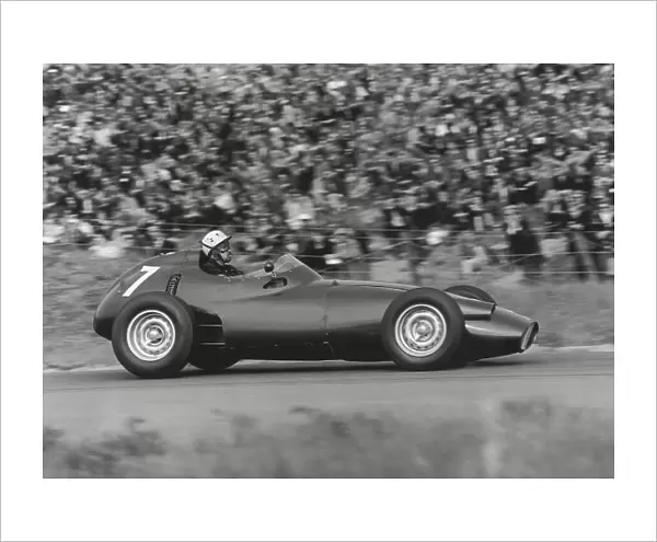 1959 Dutch Grand Prix. Zandvoort, Holland. 31 May 1959. Jo Bonnier, BRM P25, 1st position, action. World Copyright: LAT Photographic Ref: C55399