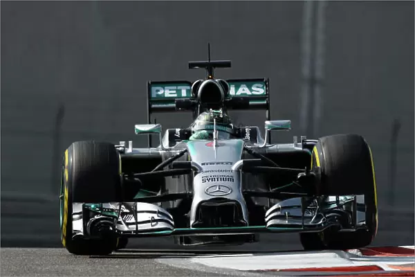 Formula One Testing, Yas Marina Circuit, Abu Dhabi, UAE, Tuesday 25 November 2014