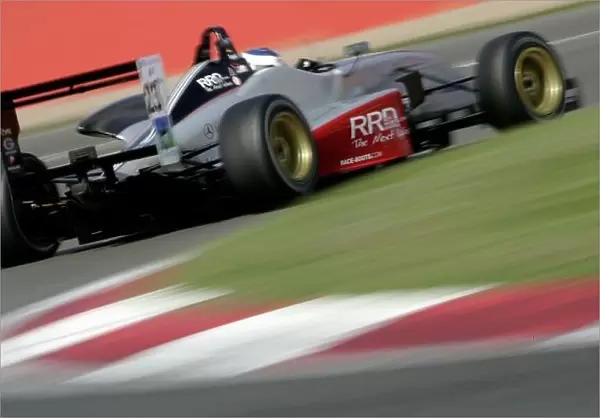 2007 British Formula Three Championship. Silverstone, England. 11th and 12th August 2007. Maro Engel (Carlin Motorsport). Action. World Copyright: Drew Gibson / LAT