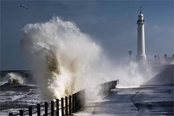 Waves Crashing By Lighthouse At Sunderland, Tyne And Wear, England, United Kindgom