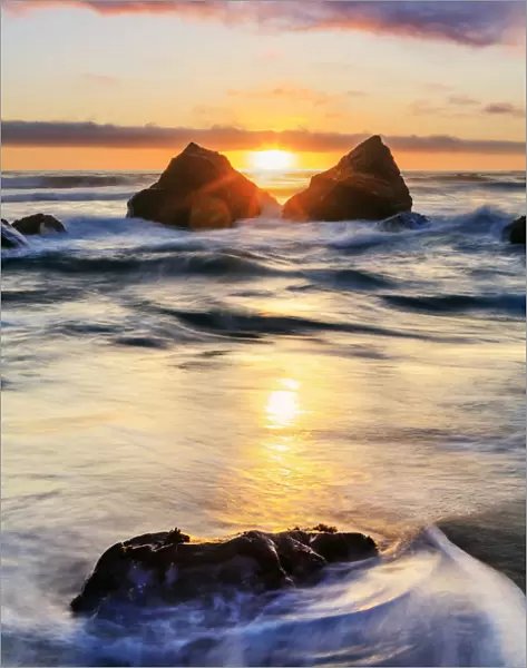 False Klamath Cove Beach, Redwood National And State Parks; California, United States Of America