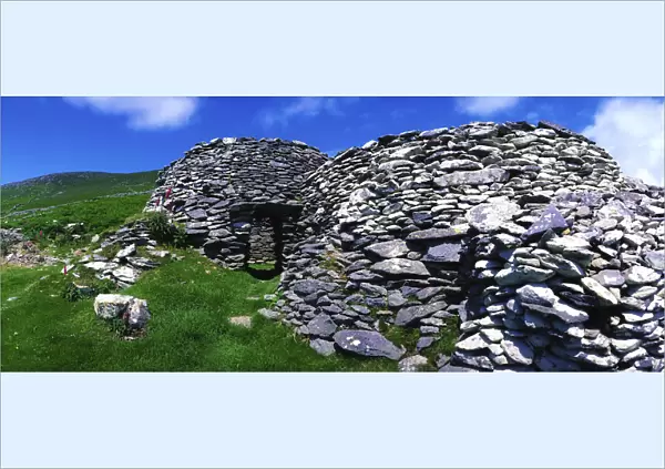Beehive Huts, Fahan, Slea Head, Dingle Peninsula, Co Kerry, Ireland; Clochans (Beehive Huts)