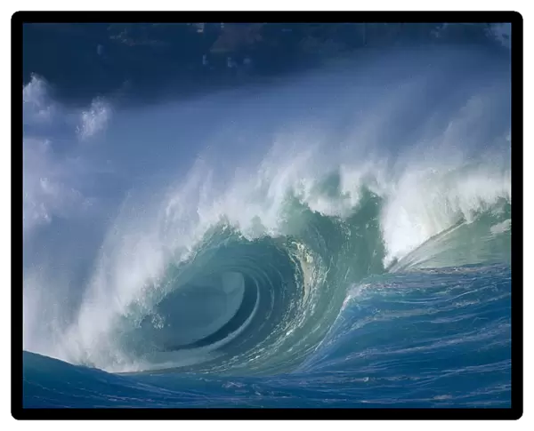 Hawaii, Oahu, Aimee Shore Break, Big Waves B1474