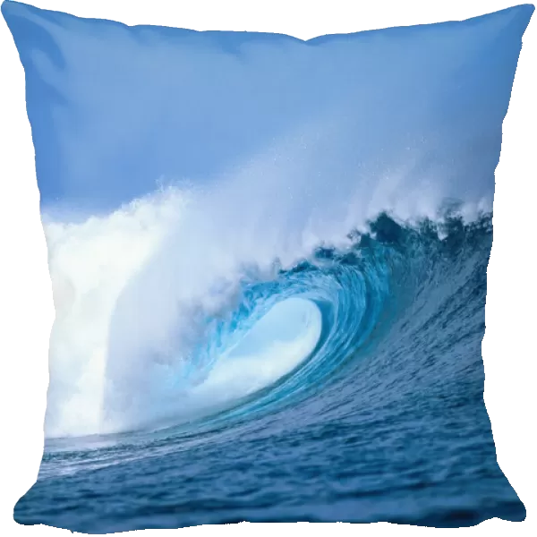 Hawaii, Powerful Curling Wave, Side Angle View, Whitewash And Spray, Blue Sky