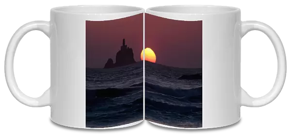 The Sunset At Tillamook Rock Lighthouse; Cannon Beach, Oregon, United States Of America