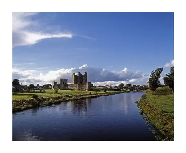 Trim Castle On The River Boyne, County Meath, Republic Of Ireland
