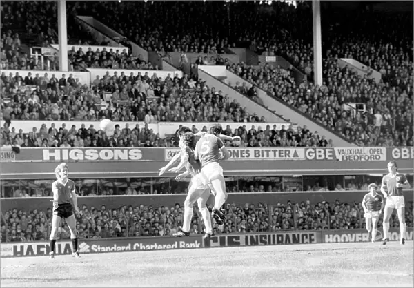 Everton 3 v. Manchester United 3. April 1982 MF06-24-025