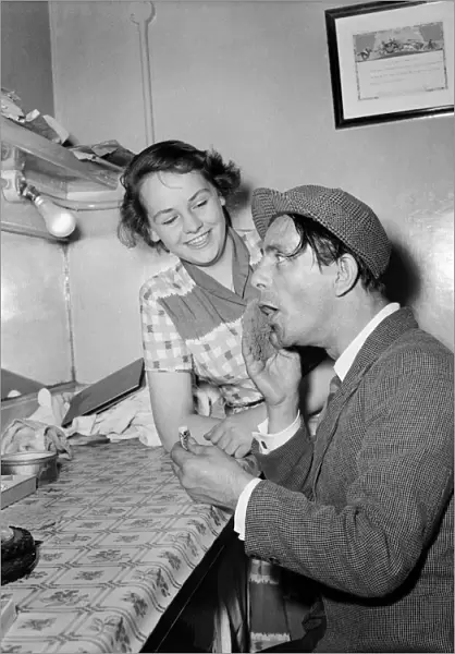 Norman Wisdom seen here in his dressing room. July 1952 C3374 001