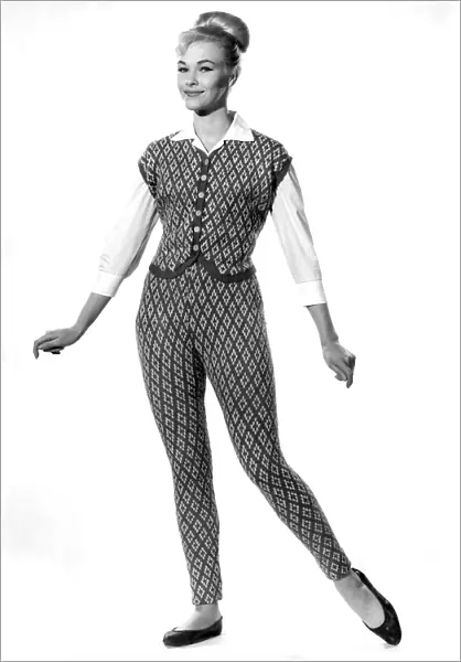 Woman wearing matching trousers and top. February 1961 P008760