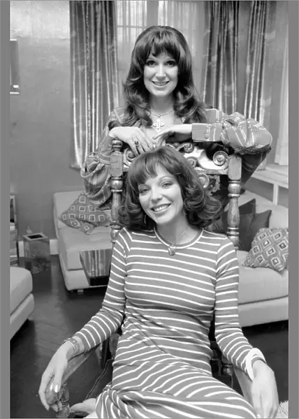 Actress Joan Collins and Evie Bricusse. January 1975 75-00497