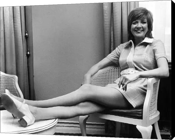 Pop singer, Cilla Black, who is expecting a baby, photographed at Hanover Street, W. 1