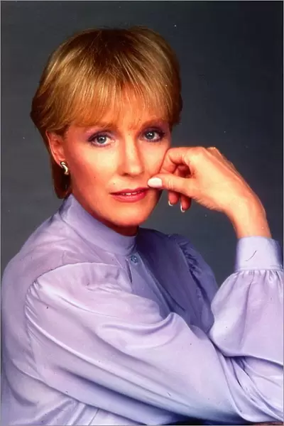 Julie Andrews May 1990 Lilac blouse hand to face