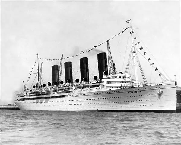 The super liner Mauretania in 1935