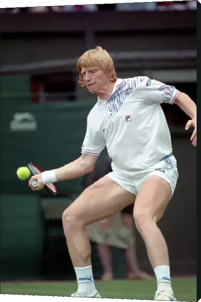 Wimbledon Tennis. Boris Becker (Winner). June 1988 88-3397-135