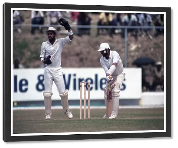 Cricket - Test. England v. Jamaica. February 1990 90-1064A-031