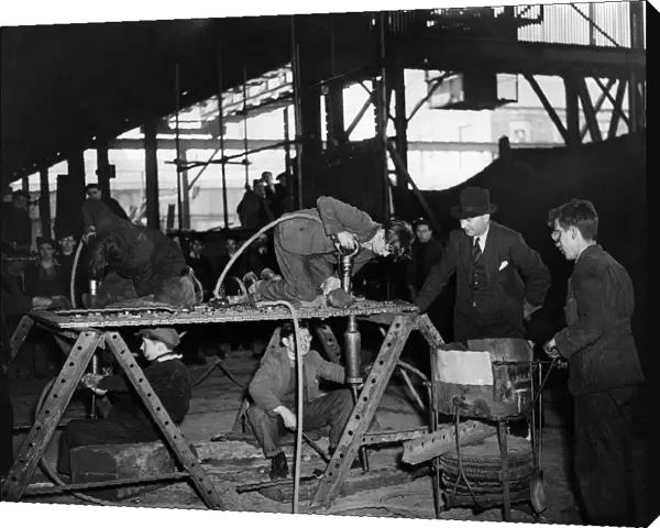 Training young riveters at a Scottish Shipyard during the Second world war