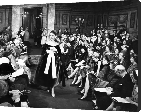 Fashion - 1950 s: A general view of the room where the fashion parade was held