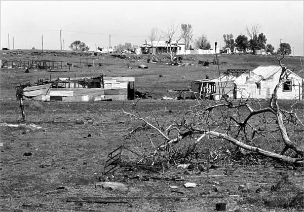 Gwalia: Ghost town western Australia. The ghost town. April 1977 77-02062-001