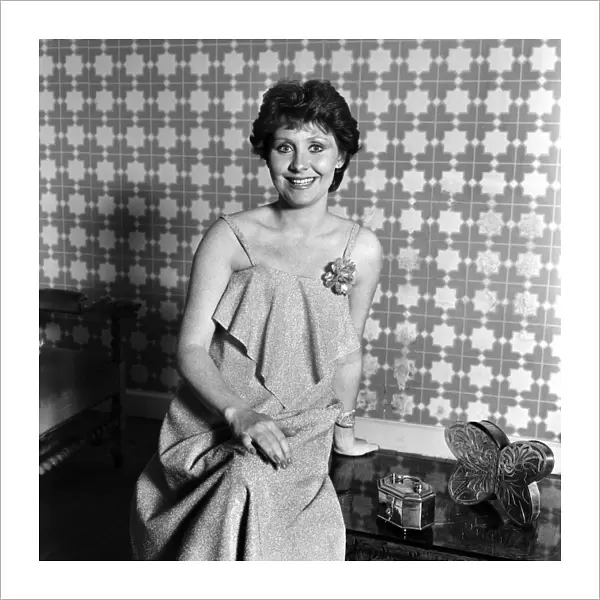 Lulu At Home. April 1977