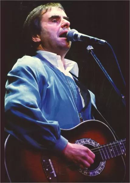 Singer Chris De Burgh performs at Whitley Bay Ice Rink 4 December 1992