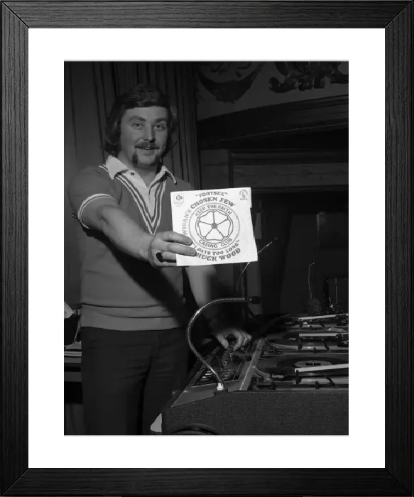 Framed Print : Wigan Casino Dancers 1975 Northern Soul Print Framed Print : Wigan Casino Dancers 1975 Northern Soul Print