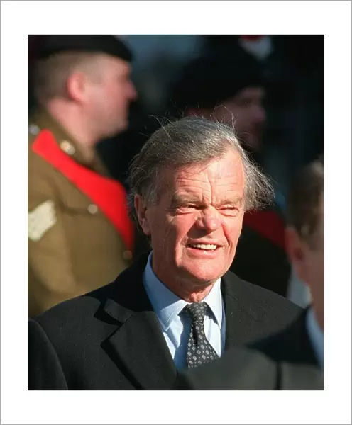ALAN CLARK ARRIVES FOR SERVICE FOR ANNIVERSARY OF THE GULF WAR AT ST. PAULS CATHEDRA