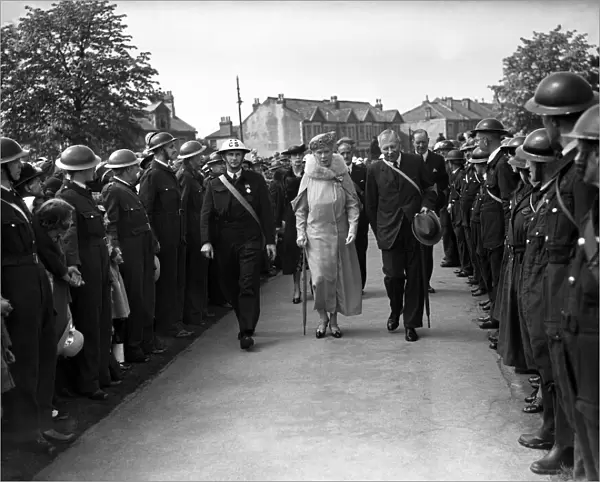 Queen Mary Inspecting ARP Queen Mary, mother of King George VI had her own part to