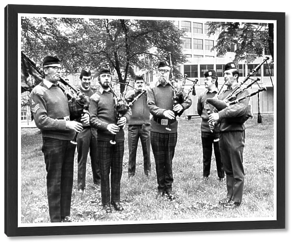 Gosforth Territorial Army 204 Battery Pipe Band in June 1976. 06  /  06  /  76