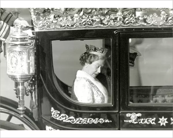 Queen Elizabeth II in Australian State Coach falling asleep Presiding over