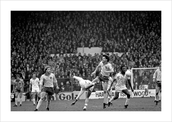 Leeds United 1 v. Norwich City 0. Division One Football. January 1981 MF01-18-018