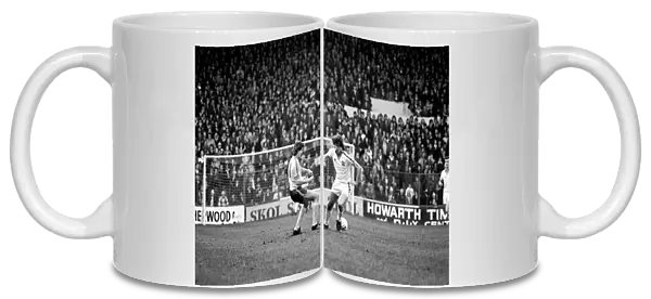 Leeds United 1 v. Norwich City 0. Division One Football. January 1981 MF01-18-031