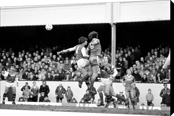 Division 1 football. Arsenal 3 v. Brighton and Hove Albion 1. February 1983 LF12-26-060