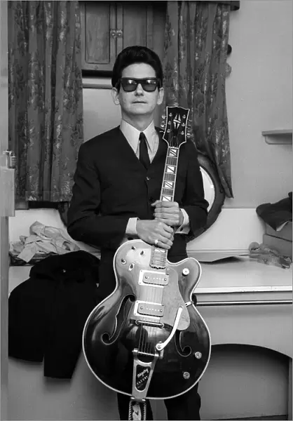 Roy Orbison Singer in the dressing room of the London Paladium. 7th March 1965