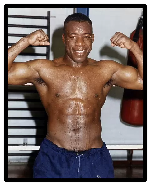 Gary Mason Boxing Heavywieght boxer flexing his muscles
