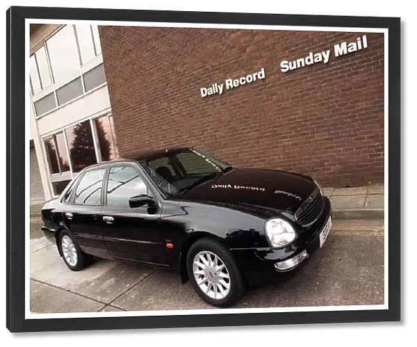 FORD SCORPIO saloon March 1998 SDR 11 parked outside Daily Record Sunday