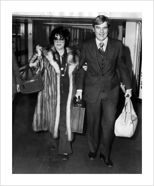 Elizabeth Taylor actress arriving at Heathrow airport London from Washington with her