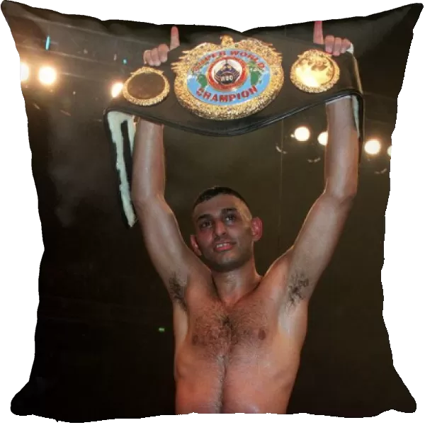 Prince Naseem Hamed boxer celebrates his victory over Wilfredo Vasquez of Puerto Rico in